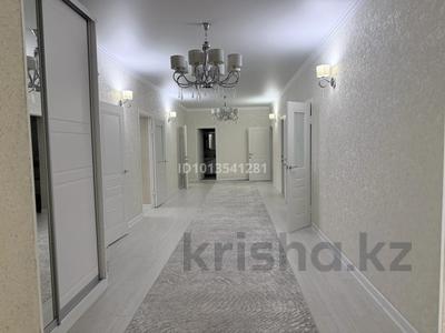 Жеке үй · 5 бөлме · 238 м² · 10 жүзд., Республика 140, бағасы: 1.2 млн ₸ в Хромтау