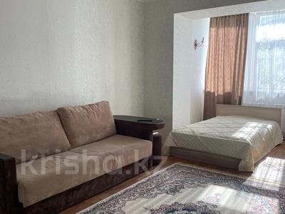 1-бөлмелі пәтер · 50 м² · 4/5 қабат, мкр. Алтын орда, Пр. Тауелсиздик 5 к 2 — Гипермаркет «Дина», бағасы: 18.9 млн ₸ в Актобе