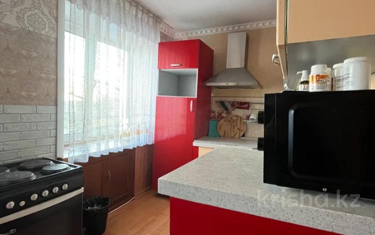 3-комнатная квартира · 58.4 м² · 5/5 этаж, Нурмагамбетова 12 за 17 млн 〒 в Павлодаре — фото 2