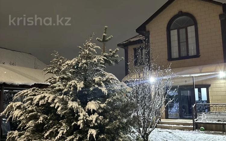 Отдельный дом · 5 комнат · 350 м² · 6 сот., Дуйсена суесинова 15 за 80 млн 〒 в Атырау — фото 2