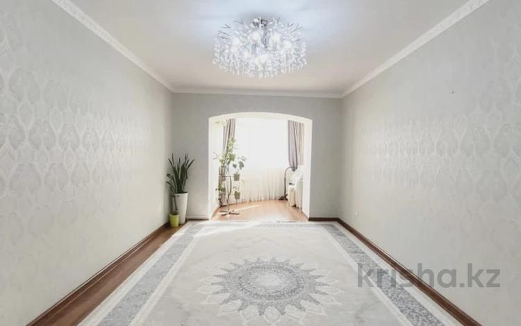 3-комнатная квартира · 93 м² · 10/10 этаж, мкр 12 за 26.5 млн ₸ в Актобе — фото 2