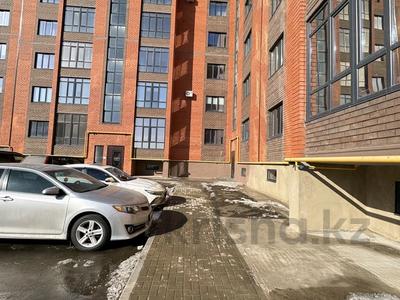 4-комнатная квартира · 140 м² · 1/5 этаж, мкр. Алтын орда, Ораза татеулы 100в за 42.5 млн ₸ в Актобе