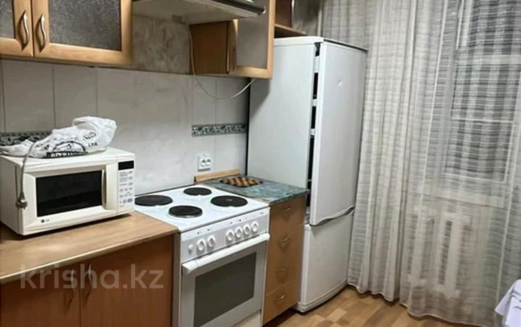 2-бөлмелі пәтер · 55 м² · 3/5 қабат, бульвар гагарина 12, бағасы: 180 000 ₸ в Усть-Каменогорске — фото 2
