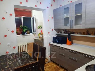 3-бөлмелі пәтер · 67.2 м² · 5/5 қабат, 18-й микрорайон, ул. Рыскулова 2 — ул. Адырбекова, бағасы: 28 млн ₸ в Шымкенте, Аль-Фарабийский р-н