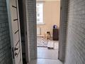 1-комнатная квартира · 47 м² · 10/12 этаж, мкр Акбулак 99 за 200 000 ₸ в Алматы, Алатауский р-н — фото 3
