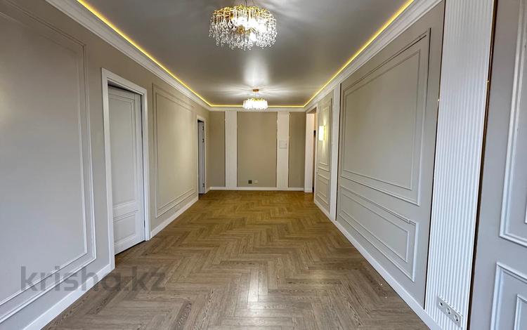 3-комнатная квартира · 75 м² · 4/13 этаж, Кармысова 84/2 за 110 млн ₸ в Алматы, Медеуский р-н — фото 2
