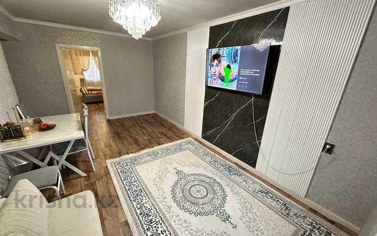 3-комнатная квартира · 63 м² · 5/5 этаж, мкр Казахфильм 25 за ~ 36 млн 〒 в Алматы, Бостандыкский р-н — фото 2