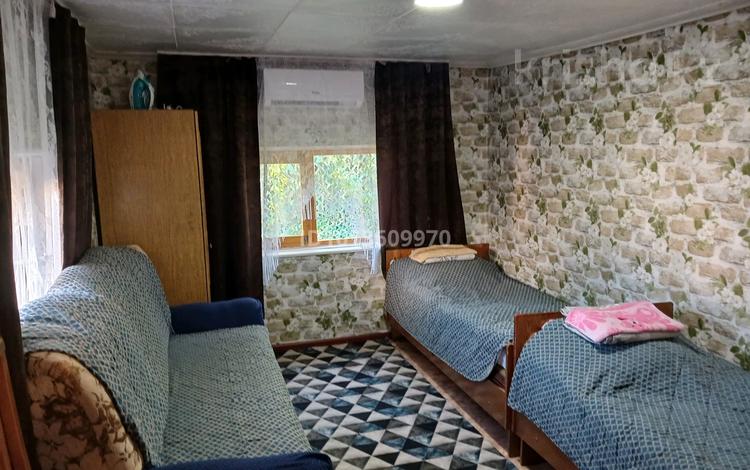 Жеке үй · 2 бөлме · 30 м², Дорошкиных 6-1 — Алимусиных, бағасы: 6 000 ₸ в Бурабае — фото 2