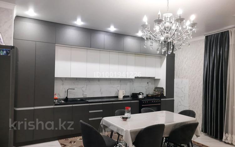 3-комнатная квартира · 107 м² · 2/6 этаж, 31Б мкр 8 — Айша сарай за 40 млн ₸ в Актау — фото 2