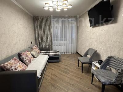 4-комнатная квартира · 110 м² · 2/5 этаж, Желтоксан 20 — Каравелла кафе за 350 000 ₸ в Шымкенте