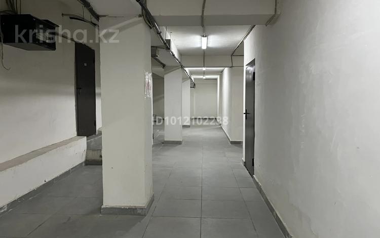 Еркін, дүкендер мен бутиктер, қоймалар · 19 м², бағасы: 3.8 млн ₸ в Астане, Есильский р-н — фото 2
