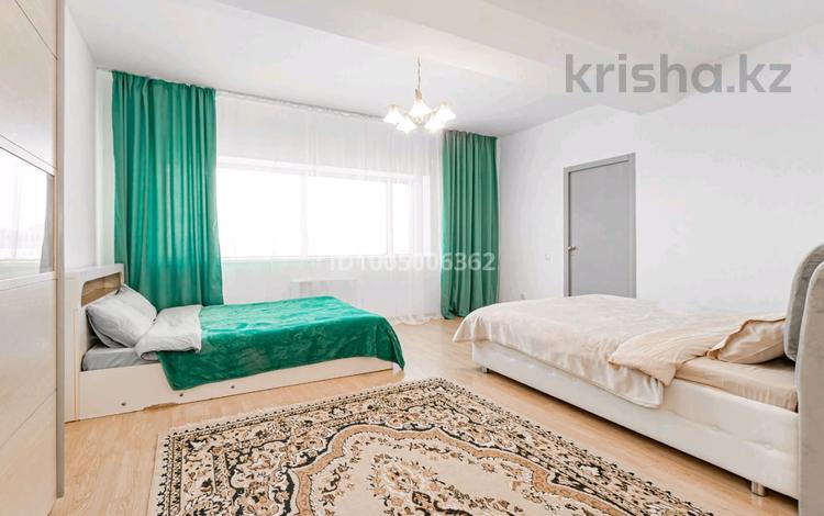 3-комнатная квартира · 145 м² · 9/31 этаж, Достык 5 — Бәйтерек, КТЖ, Казмедия,Керуен, Мешіт за 30 000 ₸ в Астане, Есильский р-н — фото 2