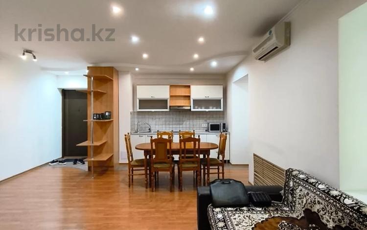 2-комнатная квартира · 53 м² · 2/5 этаж, мкр Самал-2 за 380 000 ₸ в Алматы, Медеуский р-н — фото 12