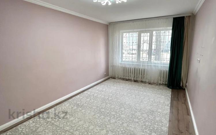 4-комнатная квартира · 61.6 м² · 1/5 этаж, Молдагулова за 17.5 млн ₸ в Уральске — фото 13