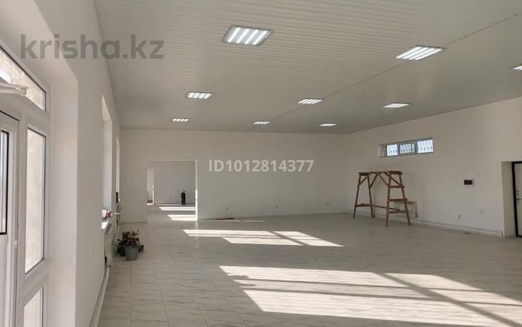 Дүкендер мен бутиктер · 300 м², бағасы: 47 млн ₸ в Актау — фото 2