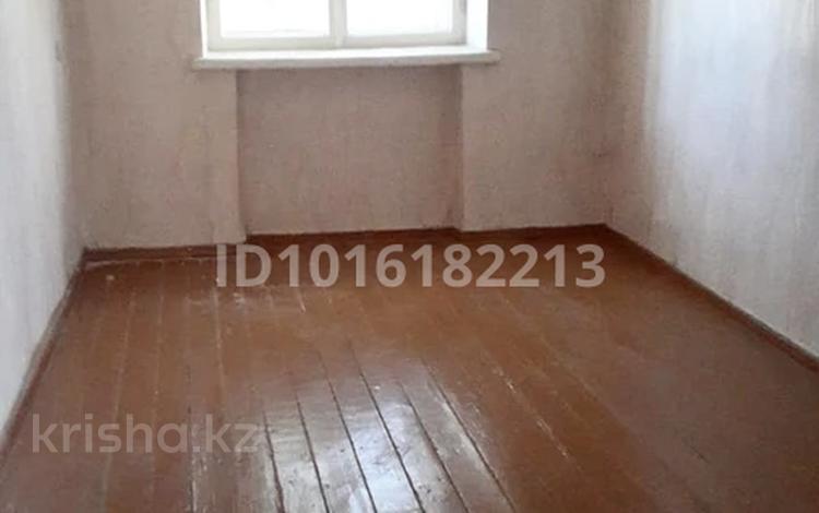 3-бөлмелі пәтер · 59 м² · 2/2 қабат, Бейбiтшiлiк 11, бағасы: 5.5 млн ₸ в  — фото 2