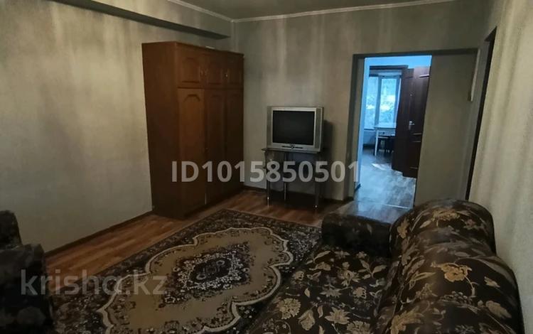 3-комнатная квартира · 63 м² · 1/4 этаж, мкр Алтай-1 22 за 250 000 ₸ в Алматы, Турксибский р-н — фото 2