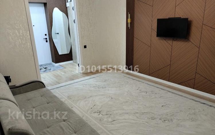 2-комнатная квартира · 58 м² · 7/9 этаж, мкр. Алтын орда, Мангилик Ел — Возле Школа Ниш за 10 000 ₸ в Актобе — фото 2