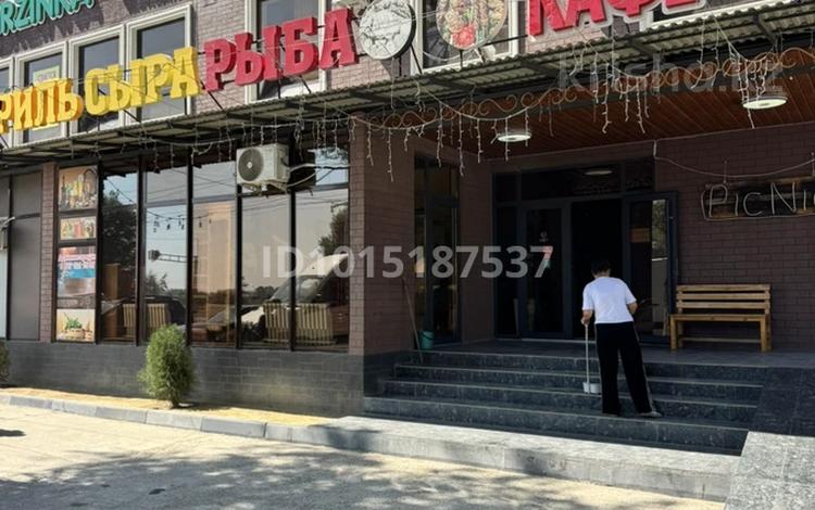 Магазины и бутики, салоны красоты, фитнес и спорт, медцентры и аптеки · 58 м² за 100 ₸ в Таразе — фото 2