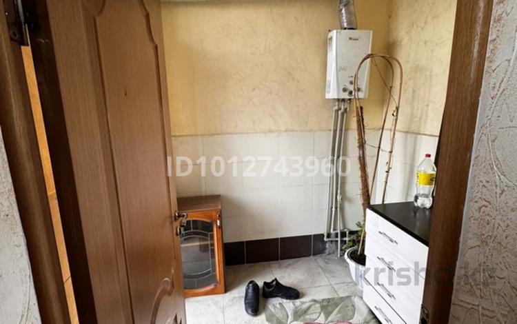 1-бөлмелі пәтер · 75 м² · 1/3 қабат, мкр Самал-2 359/1 — Рыскулова 359/1 Хадия кафенің қасында, бағасы: 110 000 ₸ в Шымкенте, Абайский р-н — фото 2