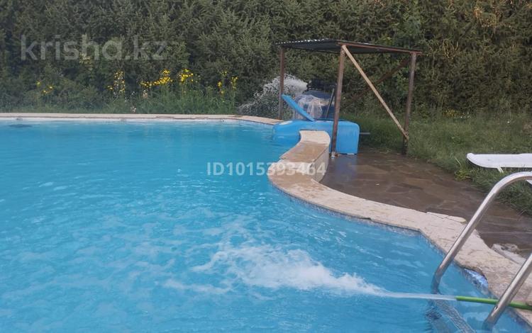 Дом · 4 комнаты · 200 м², Рахмбай Ханалы 55 за 100 000 ₸ в Алматы — фото 2
