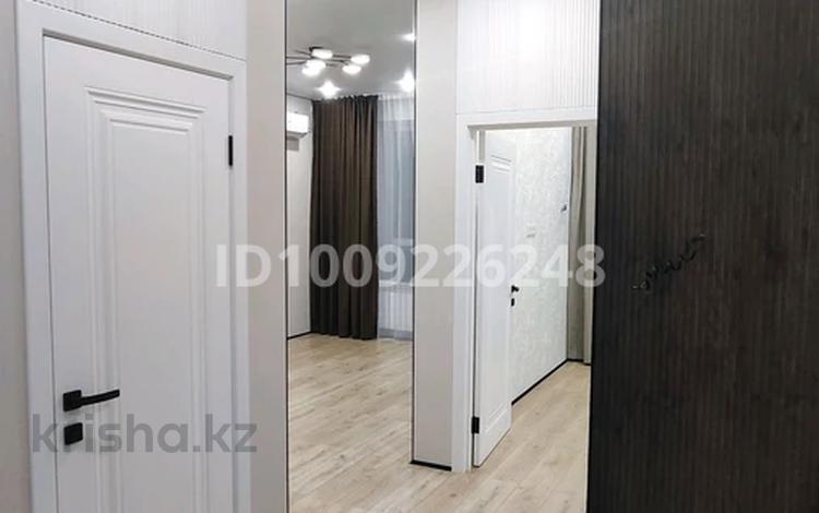 2-комнатная квартира · 39 м² · 7/9 этаж, мкр Юго-Восток, Университетская 18 за 27.9 млн 〒 в Караганде, Казыбек би р-н — фото 2