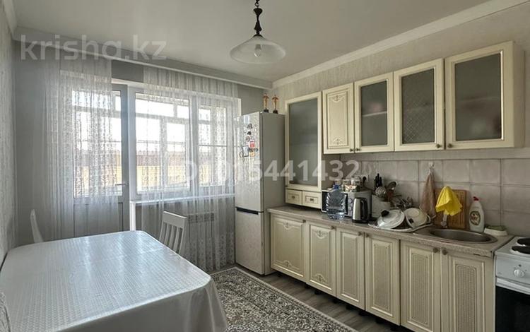 2-комнатная квартира · 68 м² · 4/13 этаж, мкр Нуркент 52 за 300 000 ₸ в Алматы, Алатауский р-н — фото 2