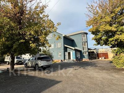 Свободное назначение, офисы, магазины и бутики, склады, общепит, салоны красоты, бани, гостиницы и зоны отдыха, медцентры и аптеки, образование, развлечения · 1827 м² за 285 млн 〒 в Шымкенте, Енбекшинский р-н