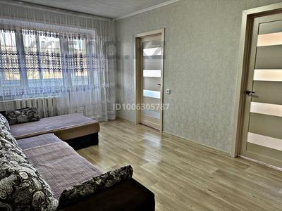 3-комнатная квартира · 49 м² · 3/5 этаж, 9 мкр 12 дом за 9.7 млн ₸ в Степногорске