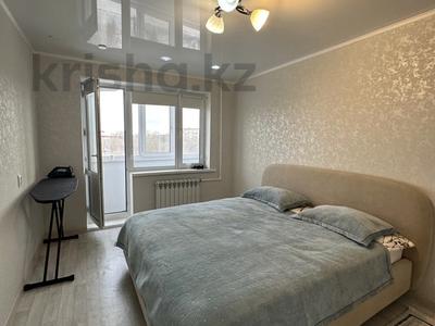 2-комнатная квартира · 58 м² · 4/5 этаж, Гришина 64 за 15 000 〒 в Актобе