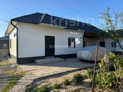 Отдельный дом · 3 комнаты · 70 м² · 6.3 сот., мкр Акжайык, Аппаз Қаламбаев 54 — Паралельно с Сырым Батыром за 26 млн ₸ в Шымкенте, Абайский р-н