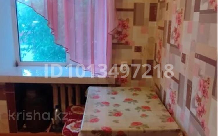 2-бөлмелі пәтер · 43.3 м² · 2/5 қабат, Независимости — Угол Независимости и Герцена( Байтурсынова), бағасы: 6.2 млн ₸ в Темиртау — фото 2