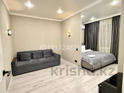 1-комнатная квартира · 42 м² · 11/15 этаж, Райымбека 210/12 за 20 000 ₸ в Алматы, Алмалинский р-н