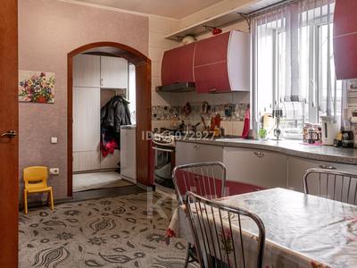 Отдельный дом · 4 комнаты · 220 м² · 14 сот., мкр Кемел (Первомайское), Гамарника 32 за 128 млн 〒 в Алматы, Жетысуский р-н