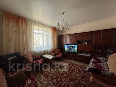 2-комнатная квартира, 57.4 м², 1/2 этаж, ул. Абая за 8.4 млн 〒 в Темиртау