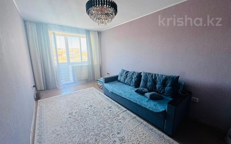 1-комнатная квартира · 38.9 м² · 4/4 этаж, Казбек би 5/2 за 15.5 млн ₸ в Усть-Каменогорске — фото 2
