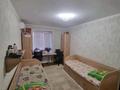 4-комнатная квартира, 80 м², 6/6 этаж, мкр 5, Тургенева 98/6 — Тургенева - Есет батыра за 21 млн 〒 в Актобе, мкр 5 — фото 8