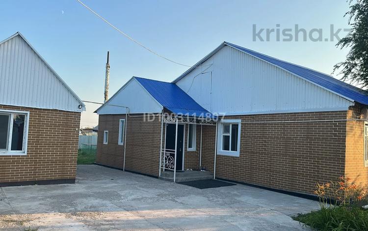 Часть дома · 4 комнаты · 130 м² · 10 сот., Бөрлі 14 за 20 млн ₸ в Аксае — фото 13