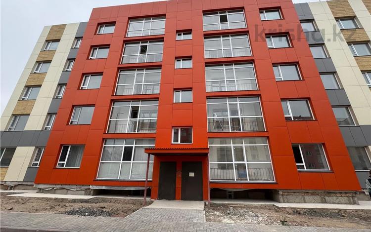 1-комнатная квартира · 45 м² · 4/5 этаж, ул. Академическая за 13.5 млн ₸ в Караганде, Казыбек би р-н — фото 2