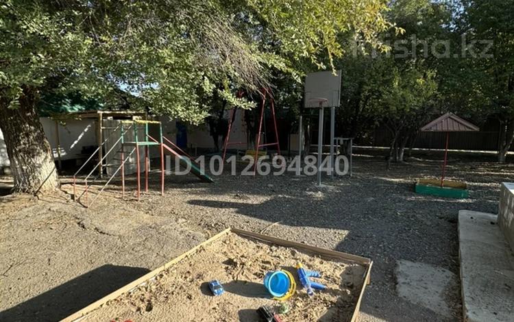 Отдельный дом · 4 комнаты · 120 м² · 21 сот., Самал за 250 000 ₸ в  — фото 2