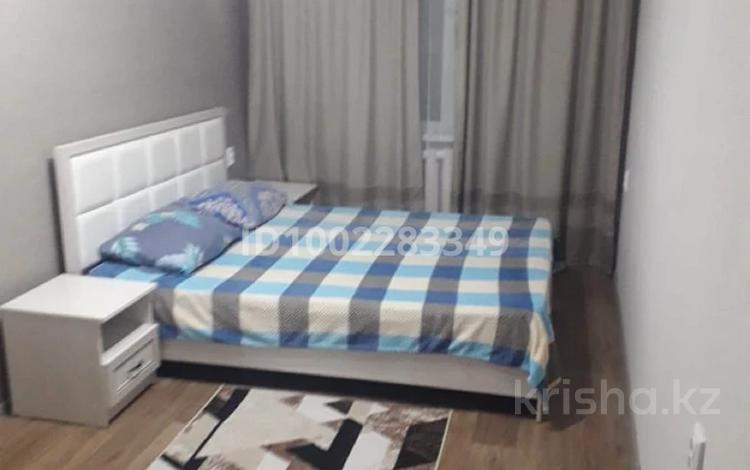 2-бөлмелі пәтер · 65 м² · 3/5 қабат, Сатпаева 13, бағасы: 20 000 ₸ в Балхаше — фото 2