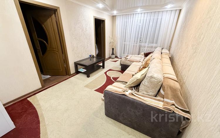 3-комнатная квартира · 48 м² · 4/5 этаж, мкр Юго-Восток, Муканова 16/2 за 18.8 млн ₸ в Караганде, Казыбек би р-н — фото 2