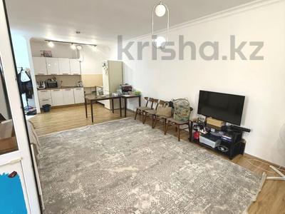 2-комнатная квартира · 60 м² · 5/10 этаж, мкр Хан Тенгри, Кенесары хана — парк им. Первого президента | Международная школа Мирас | Школа Бобек за 40 млн 〒 в Алматы, Бостандыкский р-н