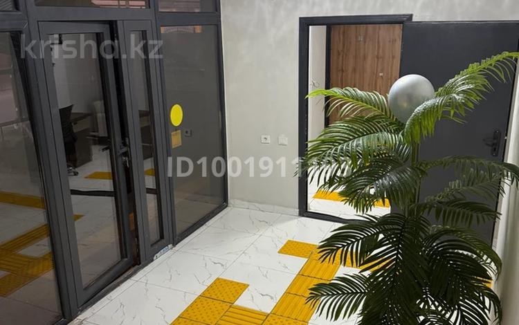 1-комнатная квартира · 30 м² · 2/4 этаж, мкр Шугыла, Жунисова 8 за 3 000 〒 в Алматы, Наурызбайский р-н — фото 2