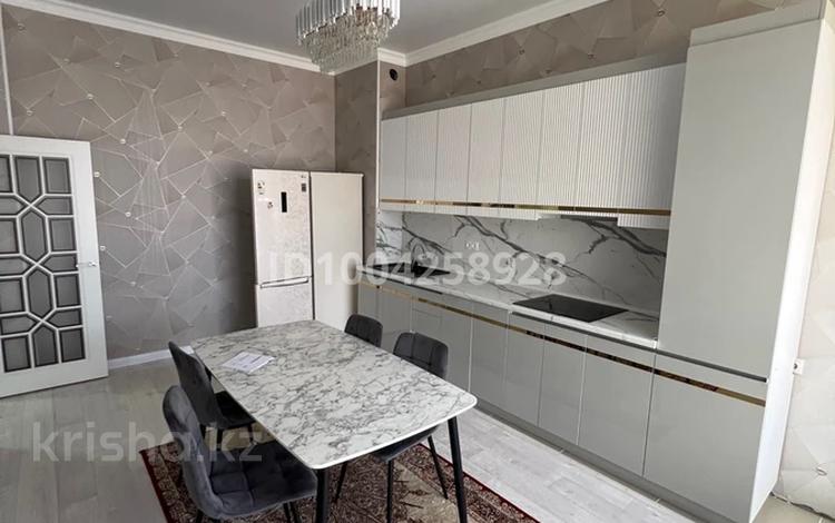 2-комнатная квартира · 70 м² · 9/9 этаж, 28-й мкр 49 за 25 млн ₸ в Актау — фото 2