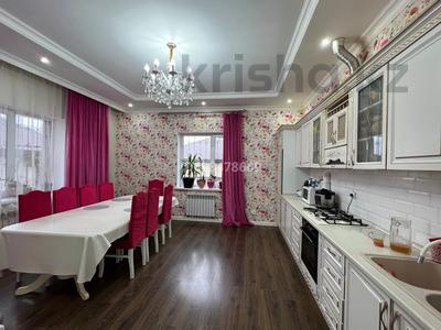 Жеке үй · 4 бөлме · 230 м² · 230 жүзд., Бөкейхан 72, бағасы: 65 млн ₸ в Косшы