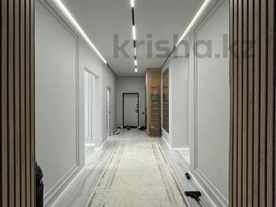 3-комнатная квартира · 108 м² · 2/9 этаж, мкр. Алтын орда, санкибай батыр 72к за 58.9 млн 〒 в Актобе
