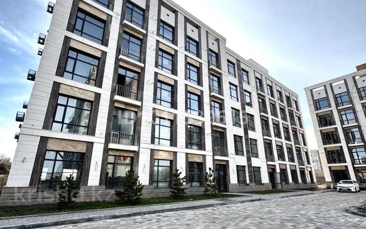 4-бөлмелі пәтер · 130 м² · 3/5 қабат, Строителей 34/1 — Строителей шахтёров, бағасы: ~ 87.8 млн ₸ в Караганде, Казыбек би р-н — фото 2