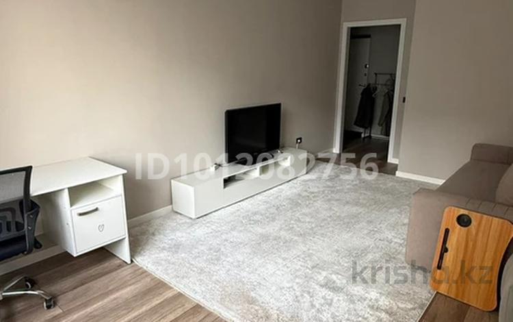 1-бөлмелі пәтер · 40.5 м² · 6/13 қабат, Есенова 160/3, бағасы: 35 млн ₸ в Алматы, Жетысуский р-н — фото 2
