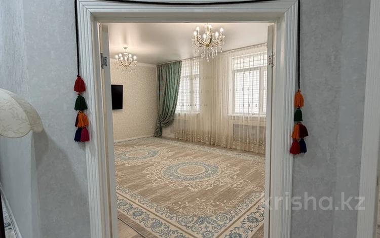 3-бөлмелі пәтер · 111.9 м² · 3/5 қабат, 20-ш/а. 29/1, бағасы: 40 млн ₸ в Актау, 20-й мкр — фото 2